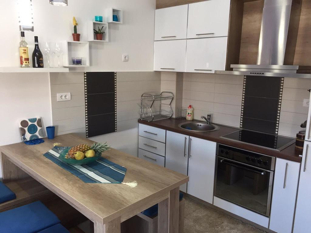 Apartman Dajana Ulcinj Esterno foto