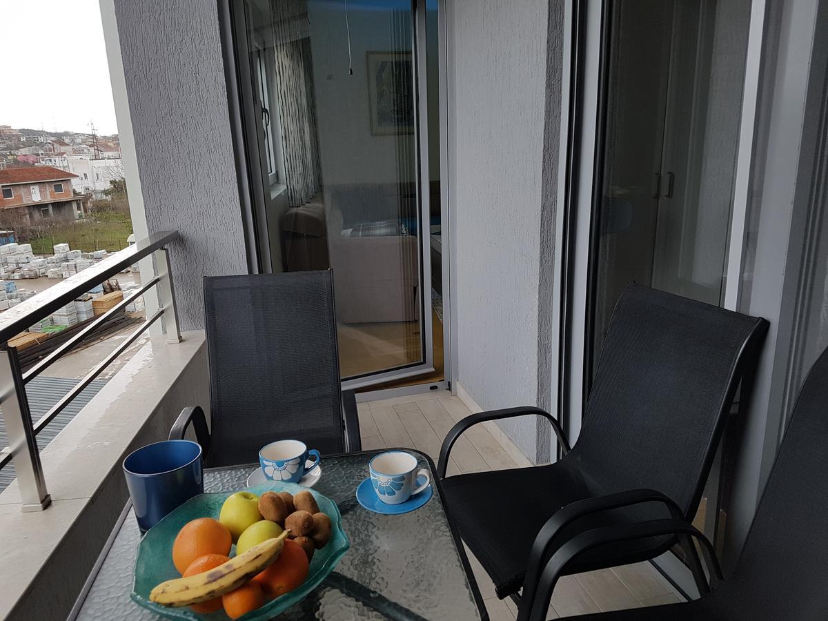 Apartman Dajana Ulcinj Esterno foto
