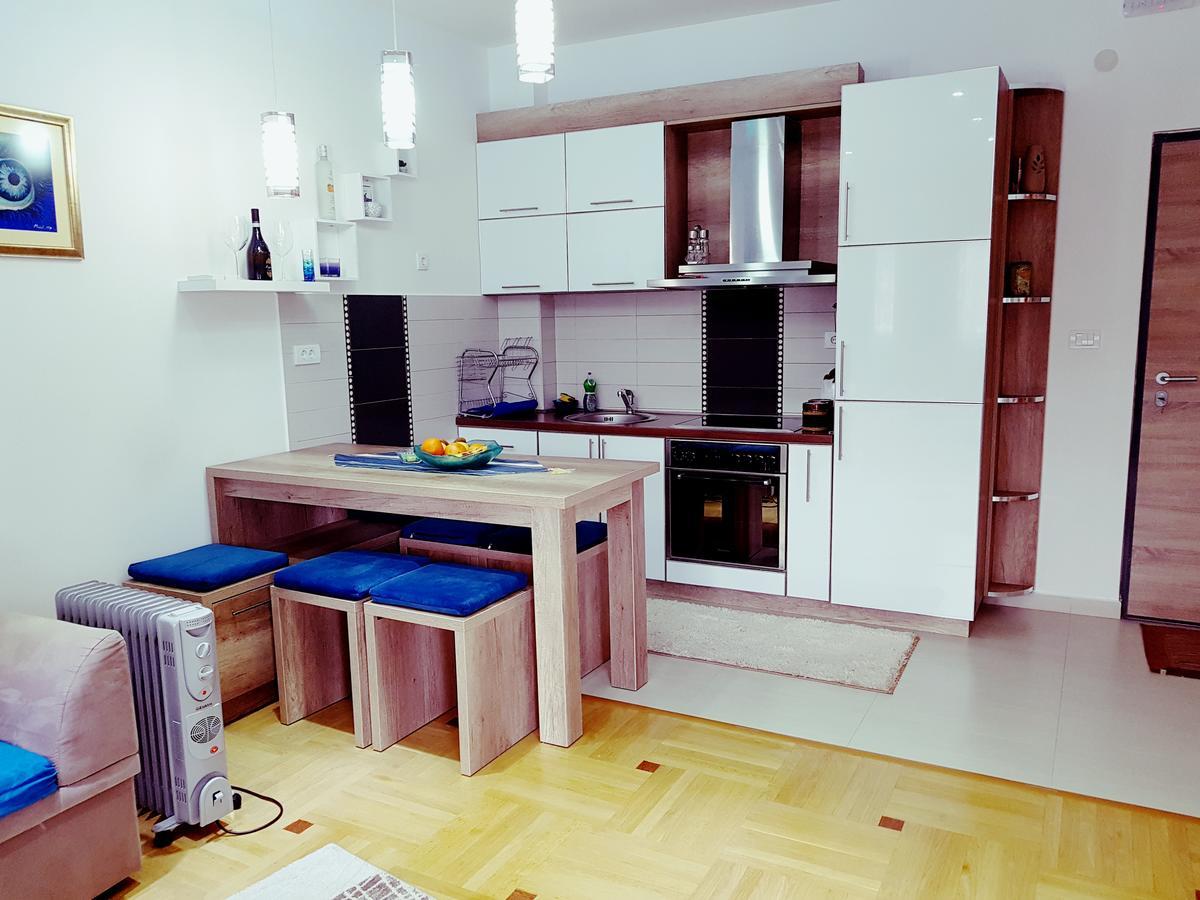 Apartman Dajana Ulcinj Esterno foto