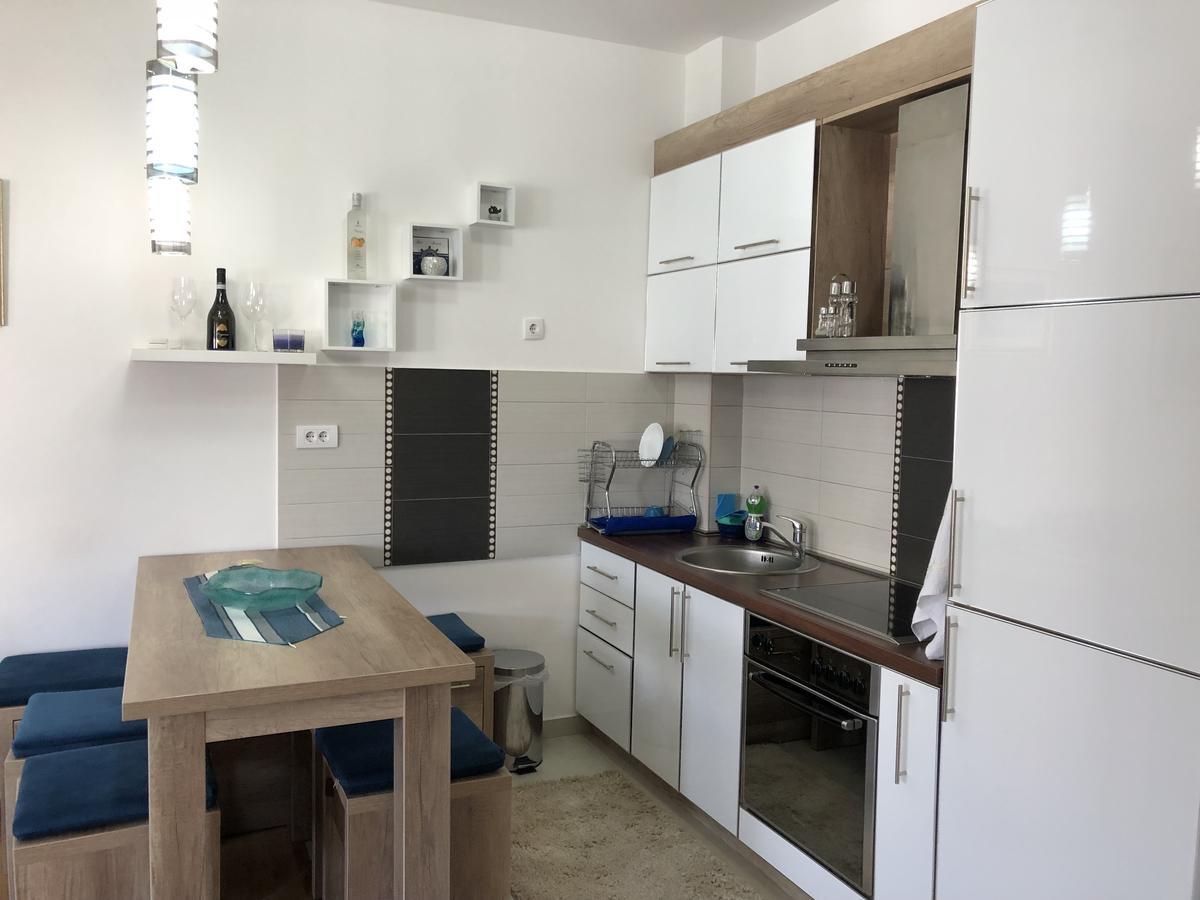 Apartman Dajana Ulcinj Esterno foto