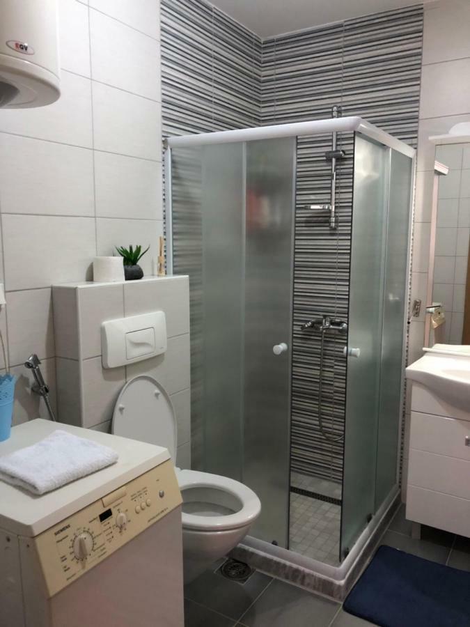 Apartman Dajana Ulcinj Esterno foto